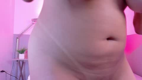 cutepetitee online show from March 2026 06:25:01 PM
