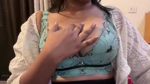 Ruhii online show from March 2026 05:52:02 PM