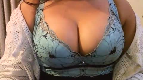 Ruhii online show from March 2026 08:23:02 PM