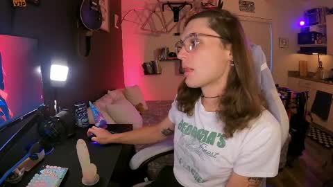cutiepiescarlett online show from May 2026 02:49:02 AM