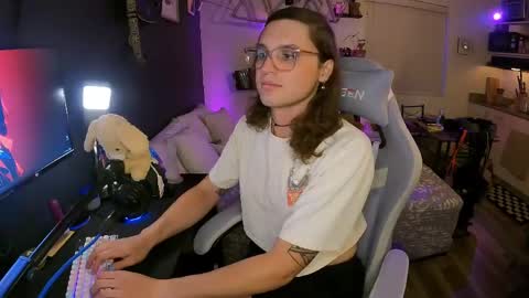 cutiepiescarlett online show from May 2026 03:03:02 AM