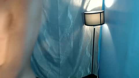 Snapshot of cutiewalter chatting on June 2026 03:25:01 AM cutiewalter online show from June 2026 03:25:01 AM
