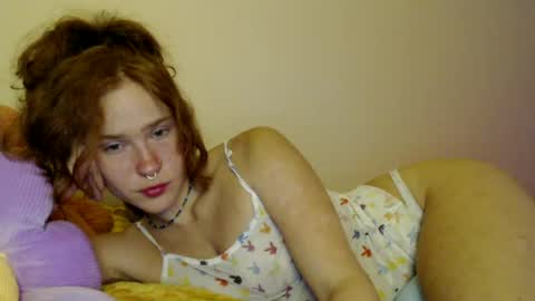 cypresskneez online show from June 2026 07:06:01 AM