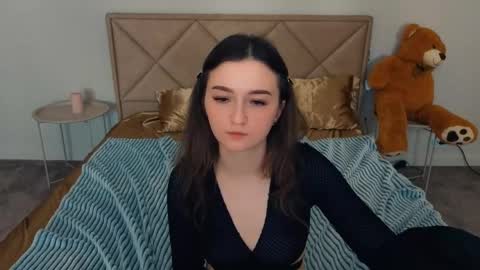 Snapshot of cyrenaluxe chatting on April 2026 05:30:01 PM Cyrena online show from April 2026 05:30:01 PM