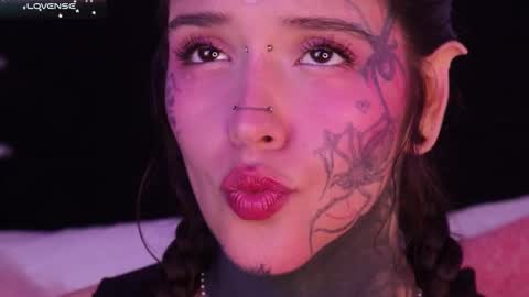 Darlene online show from February 2025 05:45:01 PM