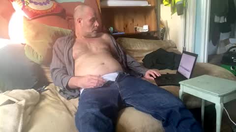 dadbodlondon online show from April 2026 08:59:02 AM