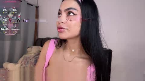 Sophie online show from April 2026 04:19:01 AM