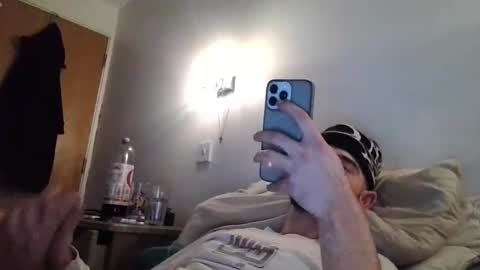 daddy dyl online show from February 2026 04:20:01 AM