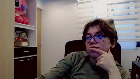 dae_lune online show from February 2026 08:49:01 PM