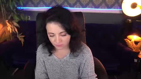 Dafni Mon online show from November 2025 06:35:01 AM