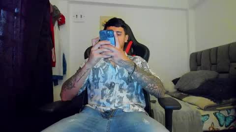 Snapshot of dage_19 chatting on February 2025 03:05:02 PM my name is Jhon and I live in colombia online show from February 2025 03:05:02 PM