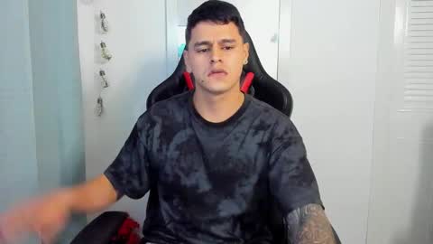 Snapshot of dage_19 chatting on September 2025 02:57:01 AM my name is Jhon and I live in colombia online show from September 2025 02:57:01 AM