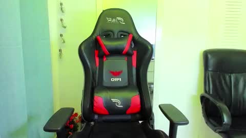 Snapshot of dage_19 chatting on October 2025 05:37:01 AM my name is Jhon and I live in colombia online show from October 2025 05:37:01 AM