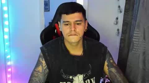 Snapshot of dage_19 chatting on March 2026 07:03:02 AM my name is Jhon and I live in colombia online show from March 2026 07:03:02 AM