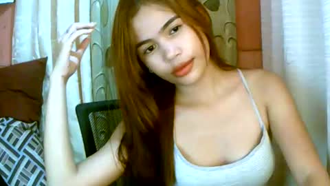 Im Dahlia online show from January 2025 09:59:02 AM