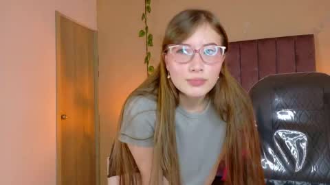 Dahlia online show from June 2026 06:52:02 AM