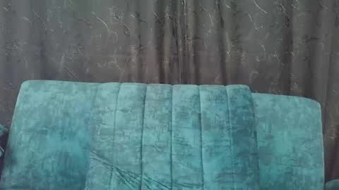 daila_ online show from April 2026 12:51:02 PM