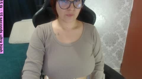 Daina online show from April 2026 11:02:01 PM