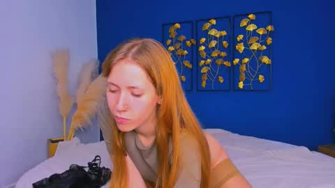 Daisy Swanson online show from October 2025 03:47:02 PM