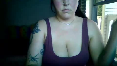 Snapshot of daisylottie chatting on August 2026 11:03:02 PM daisylottie online show from August 2026 11:03:02 PM