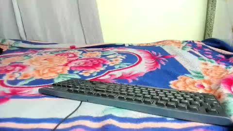 Snapshot of daiziezee chatting on December 2025 05:37:01 AM Lucky online show from December 2025 05:37:01 AM