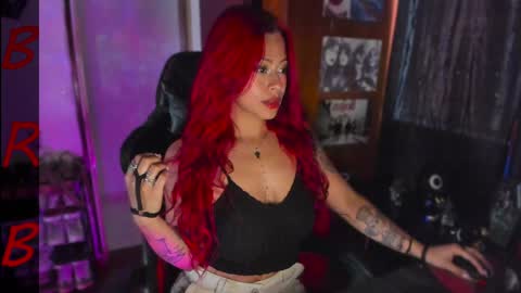 Dakota Crab online show from January 2025 10:02:01 PM