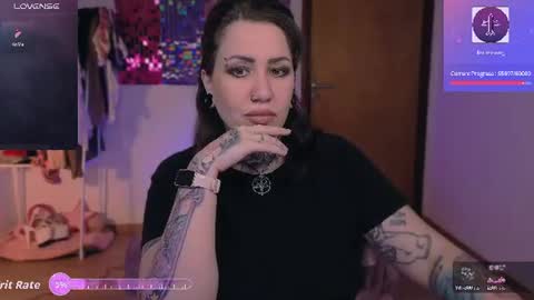 Snapshot of dakotacandy_ chatting on June 2026 10:45:02 PM Dakota online show from June 2026 10:45:02 PM