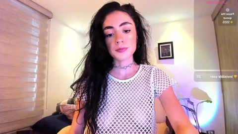 Snapshot of dalia_negra chatting on December 2024 03:22:01 PM Almendra online show from December 2024 03:22:01 PM