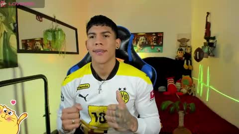 Damian online show from April 2026 03:09:02 AM