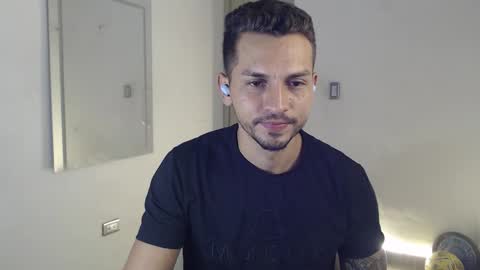 Damian online show from October 2025 08:50:02 PM