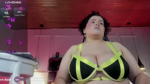 damian_rock_ online show from April 2026 08:12:02 PM