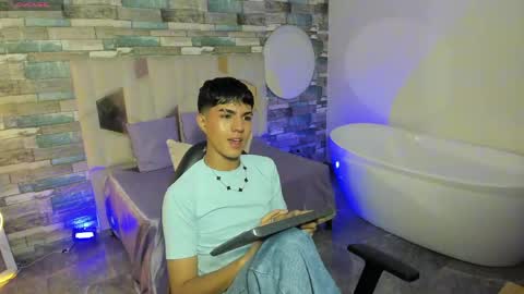 damian_tay online show from April 2026 11:52:02 AM