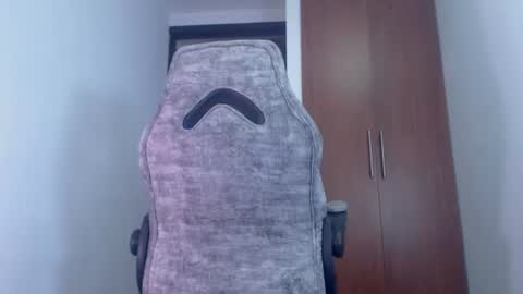 Snapshot of dammuscle chatting on June 2026 03:22:02 PM dammuscle online show from June 2026 03:22:02 PM