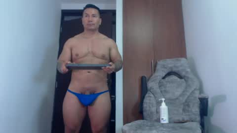 Snapshot of dammuscle chatting on June 2026 02:54:01 PM dammuscle online show from June 2026 02:54:01 PM