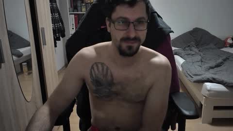 King Dan online show from December 2025 07:53:01 PM