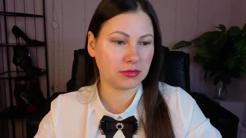 Dana Dom online show from March 2026 02:04:01 AM