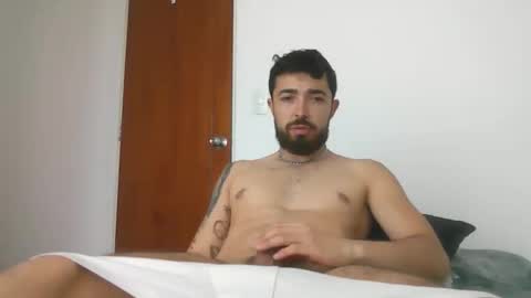 Snapshot of dani3l9905 chatting on November 2025 05:57:02 PM dani3l9905 online show from November 2025 05:57:02 PM