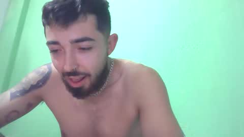 Snapshot of dani3l9905 chatting on December 2025 04:44:02 AM dani3l9905 online show from December 2025 04:44:02 AM