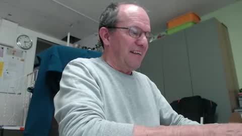 Snapshot of dani_alpina chatting on May 2026 12:22:02 PM dani_alpina online show from May 2026 12:22:02 PM