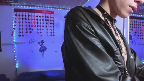 Dani   online show from September 2025 07:04:01 PM