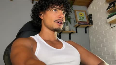 Daniel  online show from March 2026 04:52:01 PM