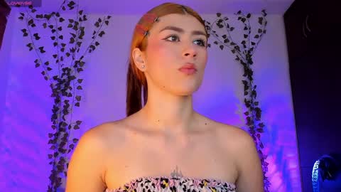 Dani Saenz online show from January 2025 10:33:01 PM