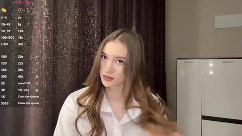 Trisha wanna play  Meow online show from April 2026 04:45:02 PM