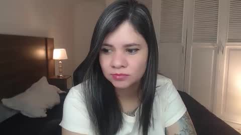 daniellerain online show from March 2026 12:52:01 PM