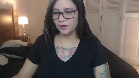 daniellerain online show from April 2026 11:49:02 PM