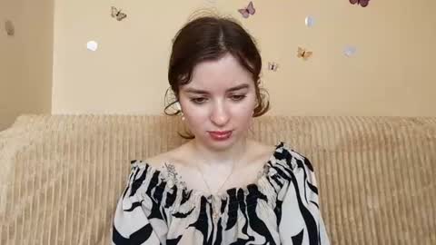 Snapshot of daniellevaulet chatting on July 2026 07:12:01 AM Mia online show from July 2026 07:12:01 AM