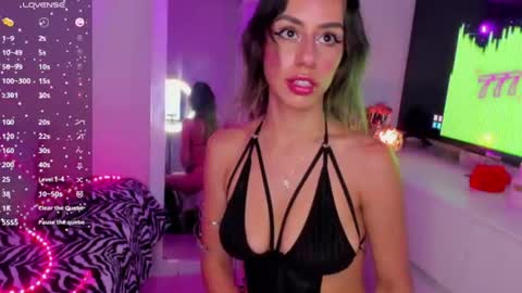 Danna Rhodes online show from July 2026 11:08:02 AM