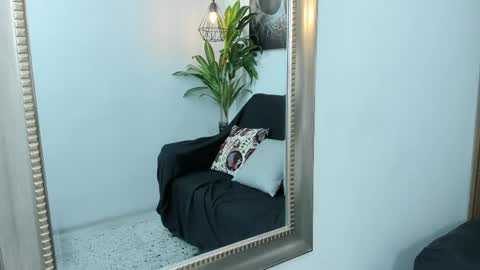 Danni  online show from April 2026 09:49:02 PM