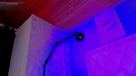 Danny online show from April 2026 08:02:02 PM