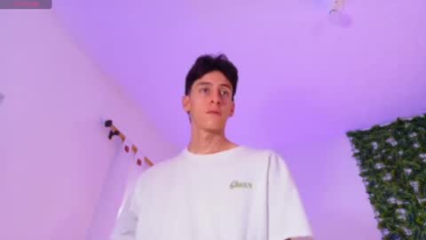 dantevoss_ online show from June 2026 12:06:02 PM